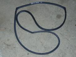 Уплотнитель двери багажника. Toyota Ipsum, SXM10, SXM10G, SXM15G, SXM15 Двигатель 3SFE