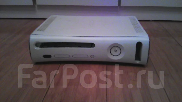 Microsoft Xbox 360 E ����
