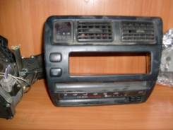 Кнопка включения кондиционера. Toyota Corolla, AE104, EE107, CE101, CE105, CE107, AE100, CE109, EE103, EE101, AE109, EE108, CE100, CE102, CE104, AE101...