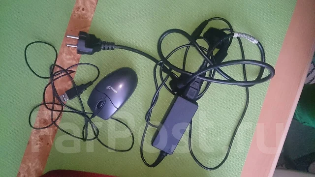 Samsung NC110. 10.1", 1 066����, ��� 2048 ��, ���� 2���, WiFi: 1, Bluetooth: 1 ����