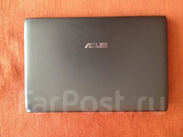Asus Eee PC 1025C. 10.1", 1,9����, ��� 2048 ��, ���� 320���, WiFi: 1, Bluetooth: 1 ����