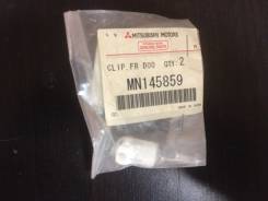 Крепление боковой двери. Mitsubishi: Outlander, Airtrek, Lancer Evolution, Lancer Cedia, Delica, Bravo, Lancer, Triton, Colt, Grandis, Galant Fortis