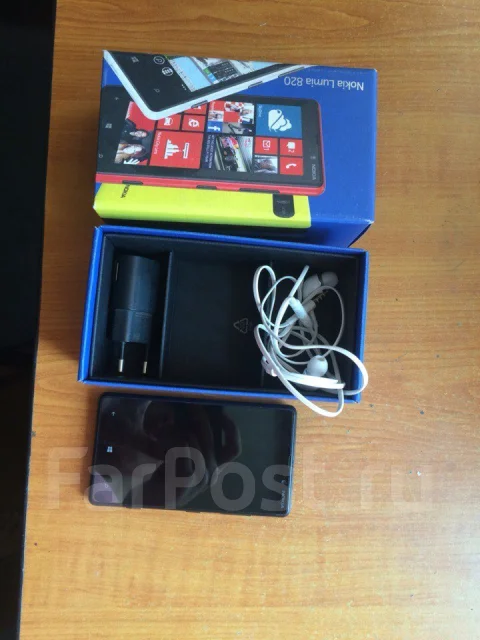 Nokia Lumia 820. �/� ����