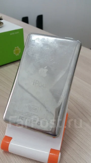 Apple iPod. ����