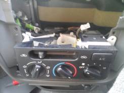 Блок управления климат-контролем. Toyota Town Ace Noah, SR50G, SR50 Двигатель 3SFE
