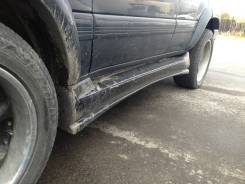 Порог пластиковый. Toyota Land Cruiser