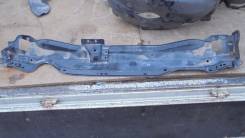 Решетка под дворники. Toyota Corolla, ZZE142, ZZE141, CE140, NZE141 Toyota Corolla Fielder, NZE141, NZE144, ZRE144, ZRE142 Toyota Corolla Axio, ZRE144...