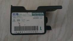 Датчик airbag. Honda Stream Honda Civic, EP3, EU4, EU3, EU1, EU2 Двигатели: D17A2, K20A1, 4EE2, D14Z5, D14Z6, D15Y3, D16V1, D16V2, D16V3, D16W7, D17A5...