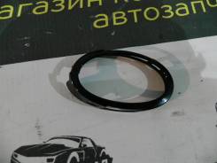 Накладка противотуманной фары левой Мазда 3 BK3P MZR Z6