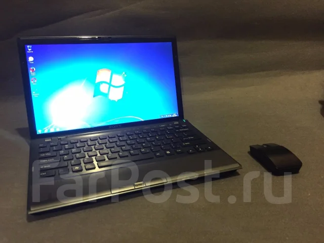 Sony VAIO VPC-Z12Z9R. 13.1", 2,7����, ��� 8 ��, ���� 256���, WiFi: 1, Bluetooth: 1, ����������� �� 1��. ����