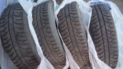 Bridgestone Ice Cruiser 7000. Зимние, шипованные, износ: 20%, 4 шт