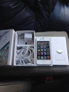 Apple iPhone 4s 32Gb. Б/у