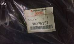 Подкрылок. Mitsubishi Legnum, EA1W, EC4W, EC5W, EA5W, EA4W, EC1W Mitsubishi Galant, EA1A, EC1A Mitsubishi Aspire, EA1A, EC1A
