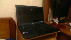 Asus X54C. 15.6", 2,0����, ��� 2048 ��, ���� 320���, WiFi, Bluetooth, ����������� �� 4��.
