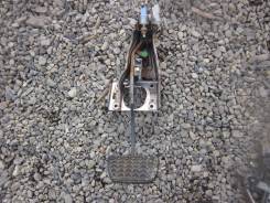 Педаль тормоза. Toyota Crown, GS171, JZS171, JZS173, JZS175, JZS179, JKS175 Toyota Verossa, GX115, GX110, JZX110 Toyota Mark II Wagon Blit, GX110, JZX...