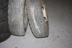 Bridgestone W990. Всесезонные, 2011 год, износ: 10%, 2 шт