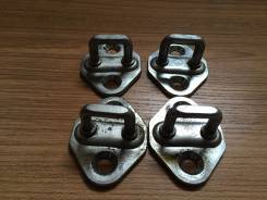 Крепление боковой двери. Toyota Cresta, GX105, JZX105, JZX100, JZX101, GX100, LX100 Toyota Mark II, GX105, JZX105, JZX100, GX100, JZX101, LX100 Toyota...