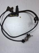 Датчик abs. Toyota: Ipsum, Corona, Caldina, Carina, Nadia, Gaia, Picnic Двигатели: 3CTE, 3SFE, 3SFSE, 2CT, 4AFE, 7AFE, 2C, 3SGTE, 4SFE, 3CE, 3SGE, 5EF...