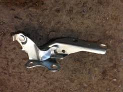 Крепление капота. Toyota Avensis, ADT251, ADT250, AZT255, ZZT251, ZZT250, AZT251, AZT250, CDT250 Двигатели: 2AZFSE, 1AZFE, 3ZZFE, 1CDFTV, 2ADFTV, 2ADF...
