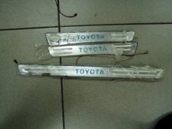 Накладка на порог. Toyota Land Cruiser, HDJ101, HDJ101K, UZJ100L, UZJ100, HDJ100L, FZJ100, UZJ100W, FZJ105, HDJ100 Двигатели: 1HDT, 1HDFTE, 1FZFE, 2UZ...