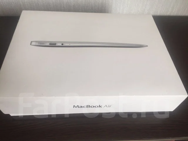 Apple MacBook Air 13 2012 Mid MD232. 13.3", 1,8����, ��� 4 ��, ���� 256���, WiFi: 1, Bluetooth: 1 ����