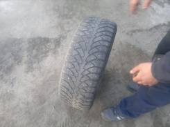Nokian Hakkapeliitta 4. Зимние, шипованные, износ: 40%, 1 шт