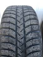 Bridgestone Ice Cruiser 5000. Зимние, шипованные, 2009 год, износ: 30%, 4 шт