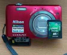 Nikon Coolpix. 20 и более Мп, зум: 10х