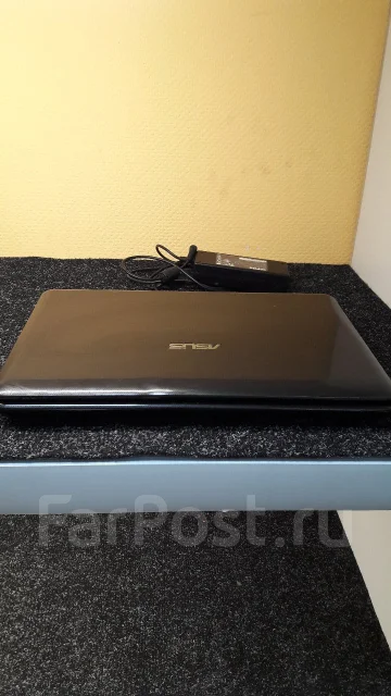 Asus K40. 14.1", 2,2����, ��� 4 ��, ���� 160���, WiFi: 1, ����������� �� 1��. ����