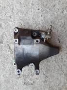 Крепление компрессора кондиционера. Honda Stepwgn, E-RF1, GF-RF2, E-RF2, GF-RF1 Honda S-MX, E-RH2, E-RH1, GF-RH1, GF-RH2 Двигатель B20B