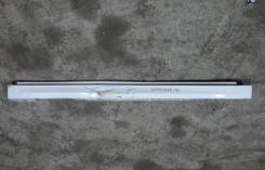 Накладка на порог. Nissan Tiida Двигатели: HR16DE, MR18DE, K9K