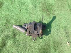 Замок капота. Subaru Legacy, BFA, BCA, BFB, BCM, BCK, BCL, BF4, BF5, BC2, BF3, BC5, BC3, BC4, BF7 Двигатели: EJ20E, EJ20G, EJ18S, EJ22E, EJ20D