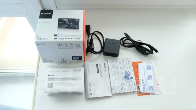 Sony Cyber-shot DSC-WX220. 15 - 19.9 ��, ���: 10� ����