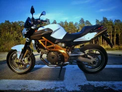 Aprilia Shiver 750. 750����. ��., ��������, ���, � �������� ����
