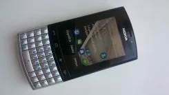 Nokia Asha 303 ����