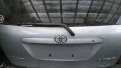 Дверь багажника. Toyota Corolla Fielder