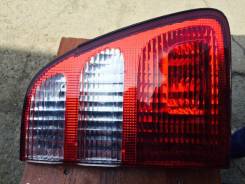Вставка багажника. Toyota Land Cruiser, FZJ100, FZJ105, HDJ100, HDJ100L, HDJ101, HDJ101K, HZJ105, J100, UZJ100, UZJ100L, UZJ100W Двигатели: 1FZFE, 1HD...