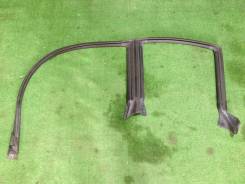 Уплотнитель двери. Subaru Legacy Lancaster, BHE Subaru Legacy, BH5, BH9, BHC, BHE Двигатели: EJ201, EJ202, EJ204, EJ206, EJ208, EJ254, EZ30D
