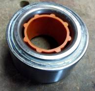 Подшипник ступицы. Suzuki X-90, LB11S Suzuki Jimny, JA12V, JA12W, JB23W, JB33W, JB43W, JB32W, JA22W, JA12C Suzuki Escudo, TA52W, TD02W, TD01W, TA51W...