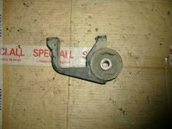 Подушка коробки передач. Nissan Caravan Двигатель TD27T