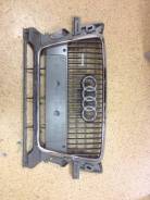 Решетка радиатора. Audi Q5, 8RB Двигатели: AAH, CAEB, CAGA, CAGB, CAHA, CAHB, CALB, CCWA, CCWB, CDNA, CDNB, CDNC, CGLA, CGLB, CHJA, CJCA, CJCB, CMGA