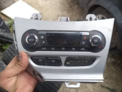 Блок управления климат-контролем. Ford Focus