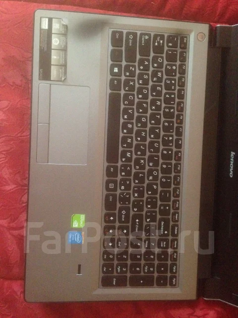 Lenovo IdeaPad M5400. 15.6", ��� 8 ��, ���� 1 000���, WiFi: 1, Bluetooth: 1, ����������� �� 8��. ����