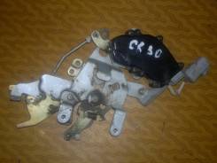 Замок двери. Toyota Lite Ace, CR22, CR22G, CR27, CR27V, CR29, CR29G, CR31, CR31G, CR36, CR36V, CR38, CR38G, KR27, KR27V, YR21, YR21G, YR25, YR25V, YR2...