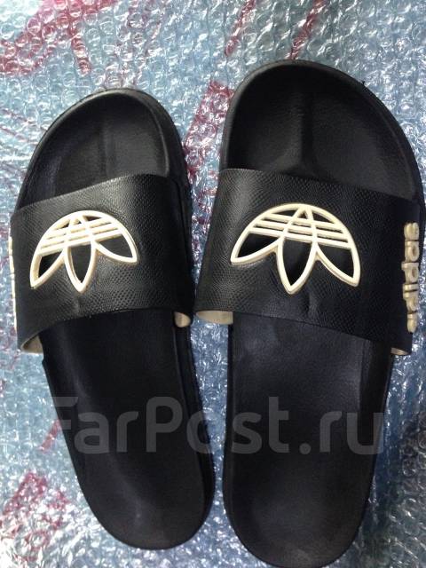 Adidas hotsell adilette 44