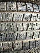 Pirelli Winter Ice Storm. Зимние, без шипов, износ: 5%, 4 шт