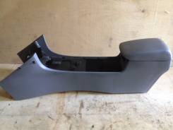 Подлокотник. Mazda Axela, BK5P Двигатель ZYVE