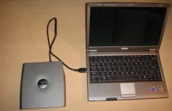 Dell Latitude. 12", 1,1����, ��� 512 ��, ���� 30���, WiFi, Bluetooth, ����������� �� 6��.