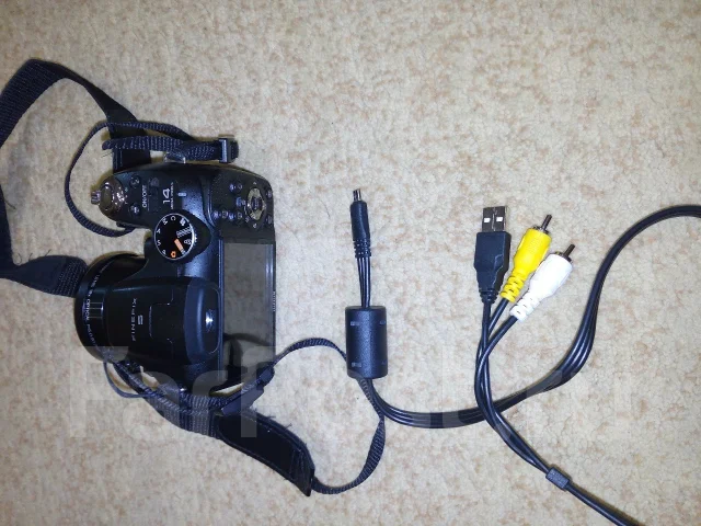 Fujifilm FinePix S2000HD. 10 - 14.9 ��, ���: 14� � ����� ����