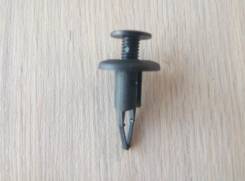 Клипса. Toyota: Dyna, Mark II Wagon Blit, Verossa, GX470, Land Cruiser Prado, Altezza, IS300, Toyoace, IS200 Двигатели: 4B, S05D, 1BZFNE, N04C, S05C...